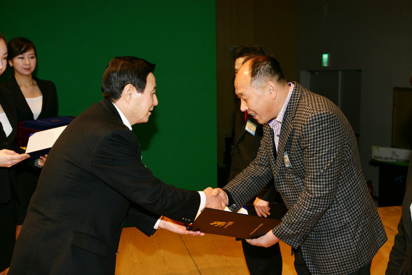 2009prd_007.jpg